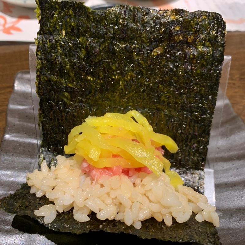 巻き物　トロタク(地きんめ鯛専門　銀座はなたれ)