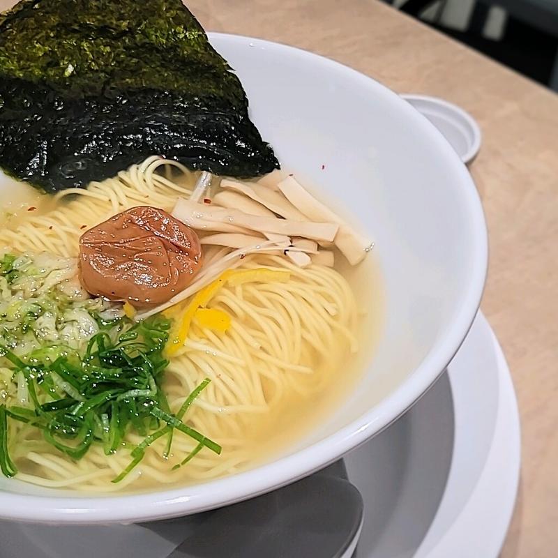 南高梅のノンオイル汁そば(ビィーガンビストロじゃんがら)