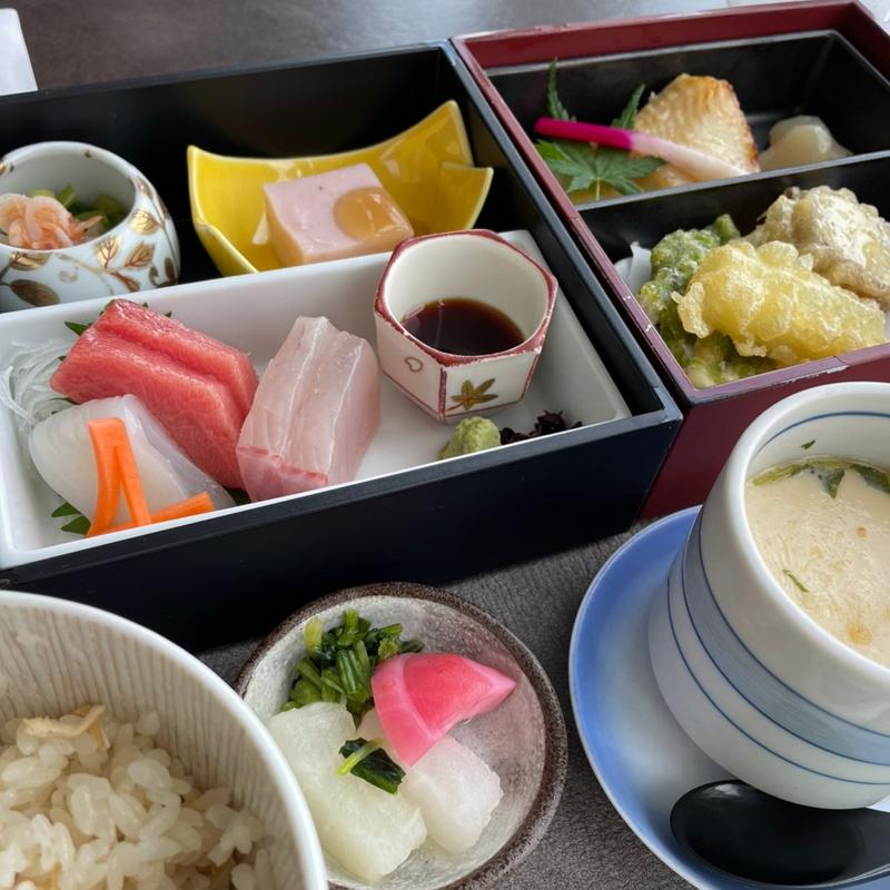 旬彩弁当　スパークリング付(日本料理「旬彩」)