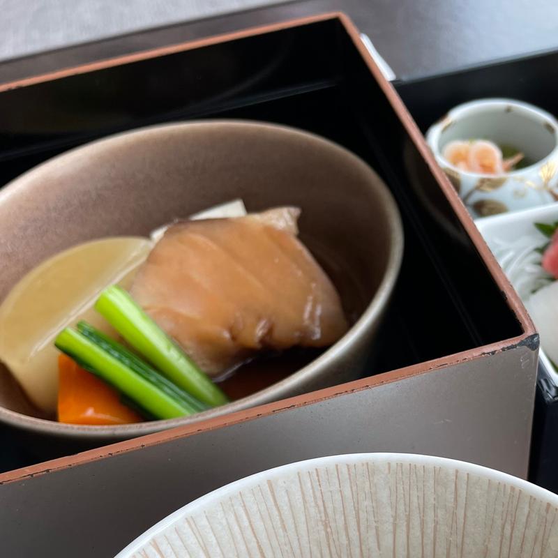 旬彩弁当(三の重)めぬけの煮付け　野菜三種　スパークリング付(日本料理「旬彩」)