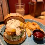 Fried’Hotate’Cheese Burger(Louis Hamburger Restaurant ルイス ハンバーガーレストラン)