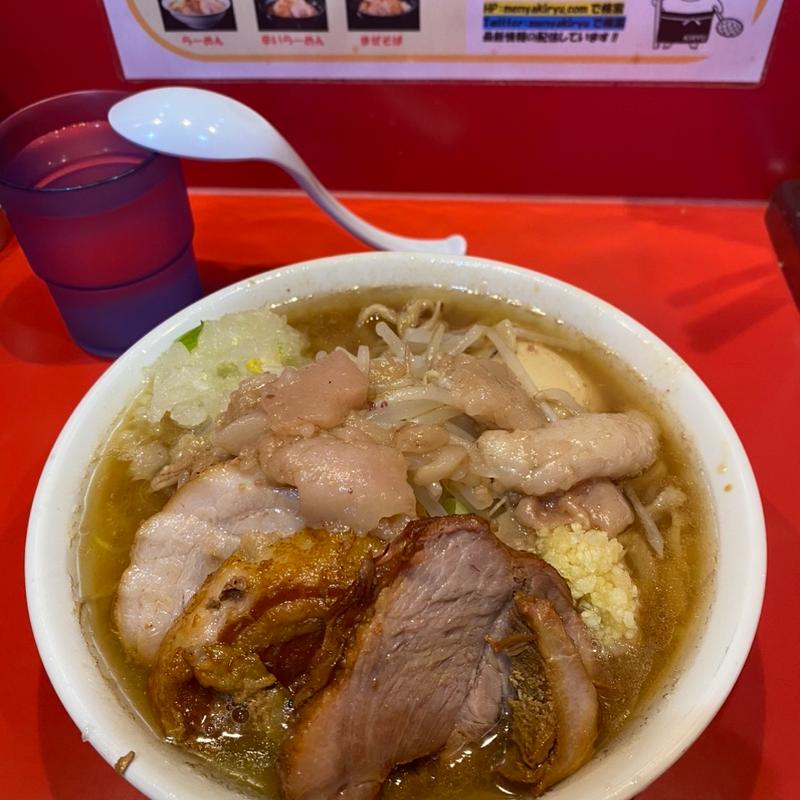 らーめん(豚2枚)にんにく少なめあぶら増し(麺屋 桐龍 （めんや きりゅう）)