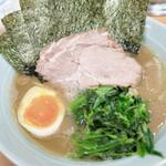 らーめん　中(横浜ラーメン 武蔵家 綾瀬店 )