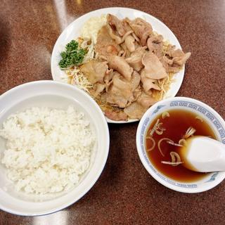 ヤキ肉ライス(三ちゃん食堂)