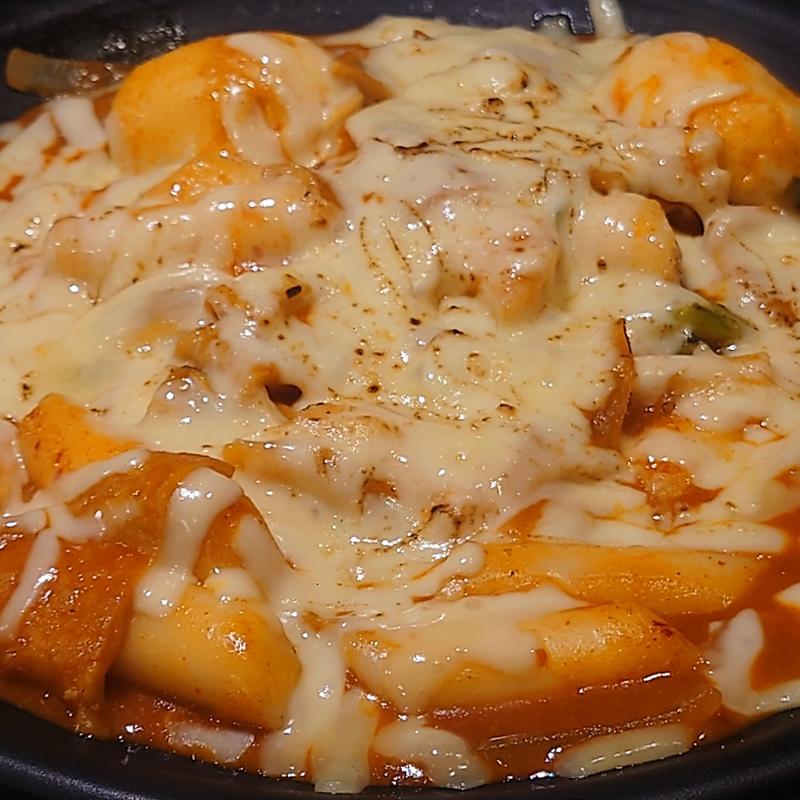 チーズトッポギ(ヨプの王豚塩焼 新大久保本店)