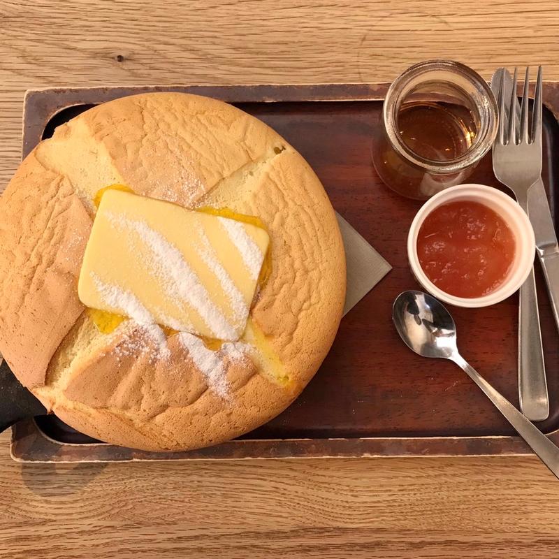 カステラパンケーキ(コンマ コーヒー （COMMA COFFEE）)