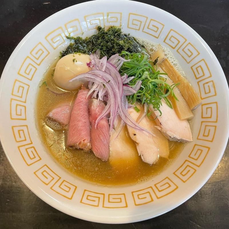 五種煮干しの塩そば(麺処 おぐら)