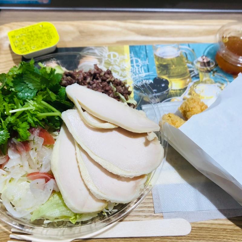 アジアンパクチーサラダ(bb.qオリーブチキンカフェ イトーヨーカドー大和鶴間店)