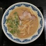 らぁめん(博多麺房赤のれん 西麻布本店)