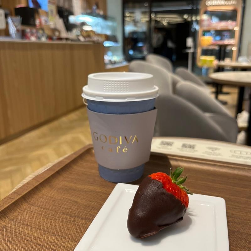チョコレートストロベリー ダーク(GODIVA café Ginza(ゴディバカフェ銀座))