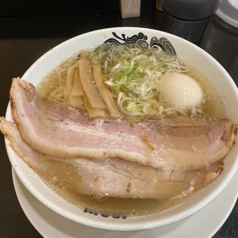 塩ラーメン全部のせ(食堂はせ川)