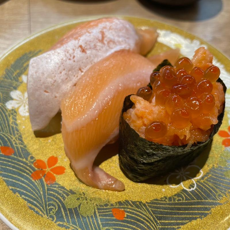 サーモン3貫盛り(回転寿司 北海道四季彩亭 )