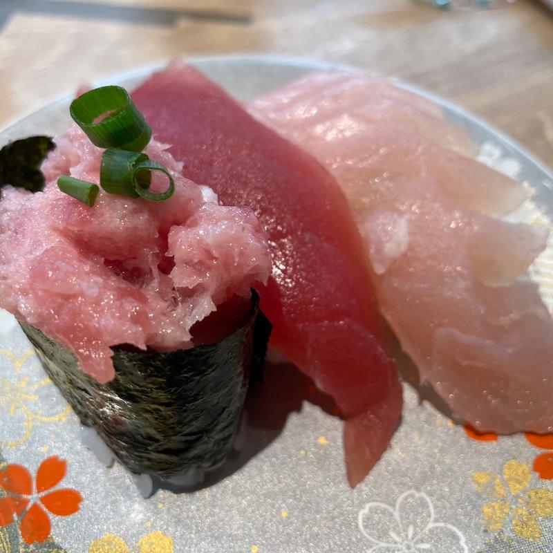まぐろ3カン盛り(回転寿司 北海道四季彩亭 )