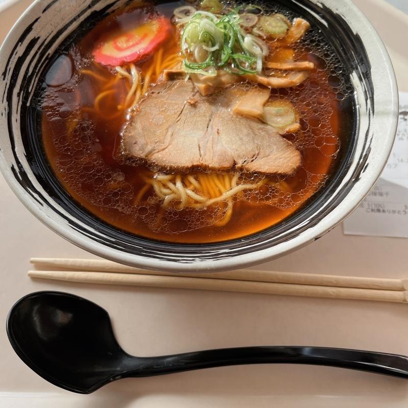 醤油ラーメン(旭山動物園東門レストランカムイ チカプ)