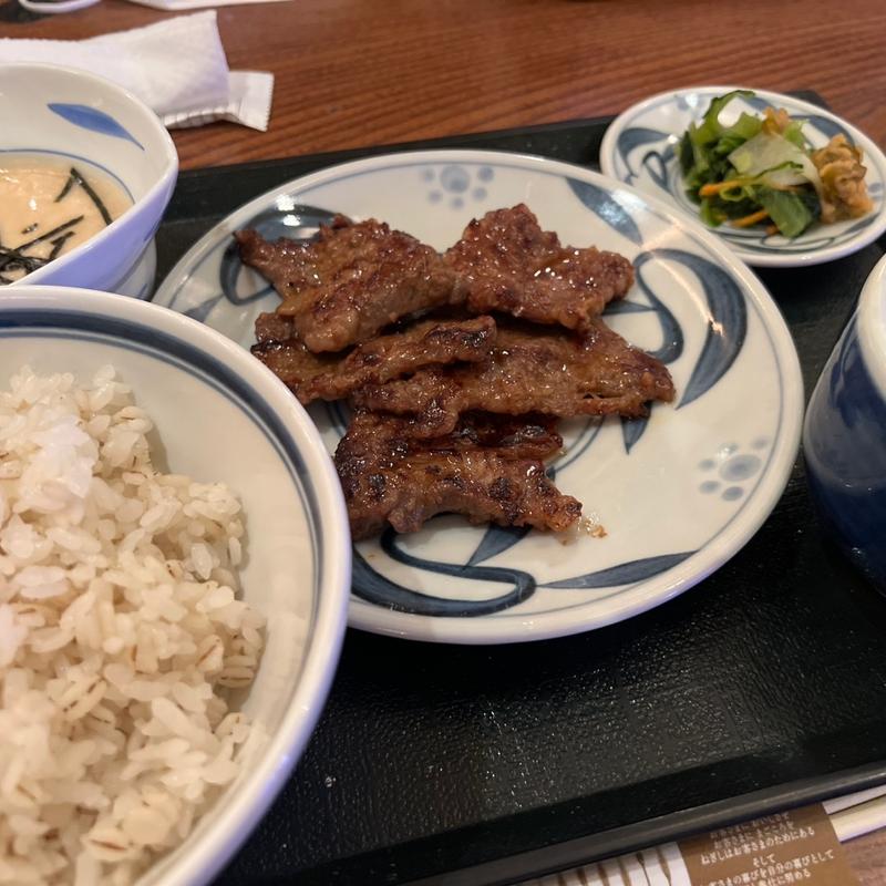 (牛たんねぎし 新宿靖国通り店)