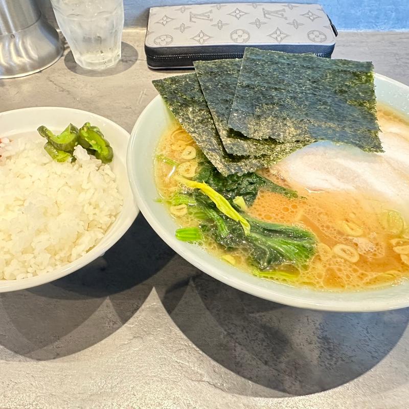 チャーシュー麺、ライス(ichinori)