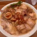 焼豚ラーメン、ニンニク(焼豚ラーメン三條 葛飾店)