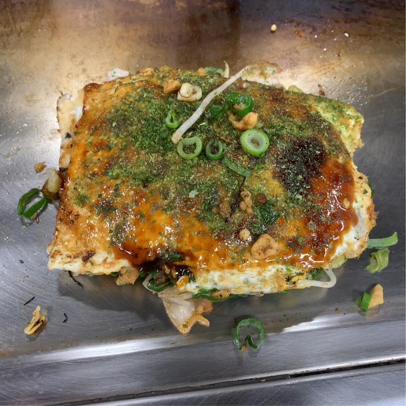 とんぺい焼き(本場広島お好み焼き カープ 十条店)