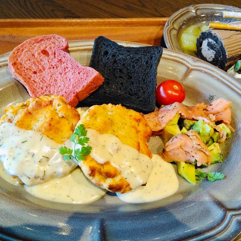 (ムーミン谷の食堂 Muumilaakso ruokala （ムーミラークソ ルオカラ）)