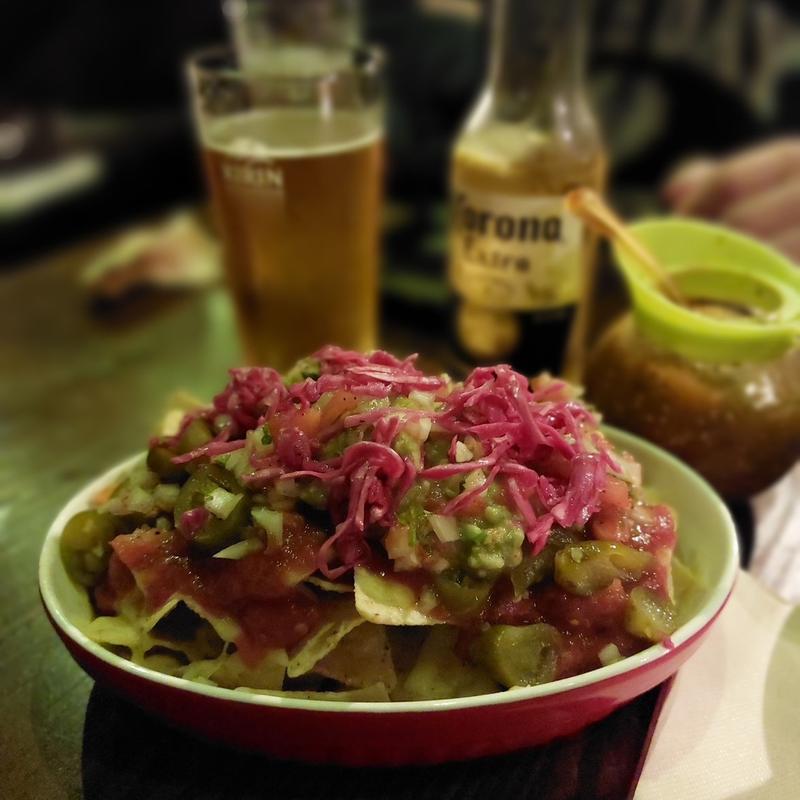 ナチョス ラージ(Juntos Mexican Restaurant & Bar)