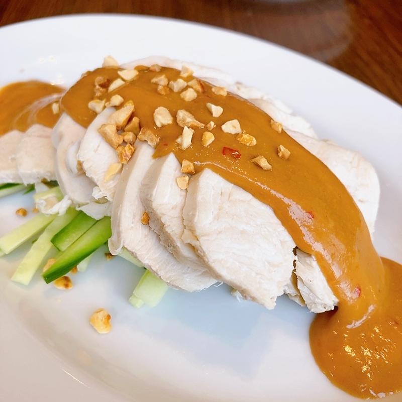 蒸し鶏胡麻ダレ(ドラゴンレッドリバー ゆめタウン廿日市店 （龍之紅河）)