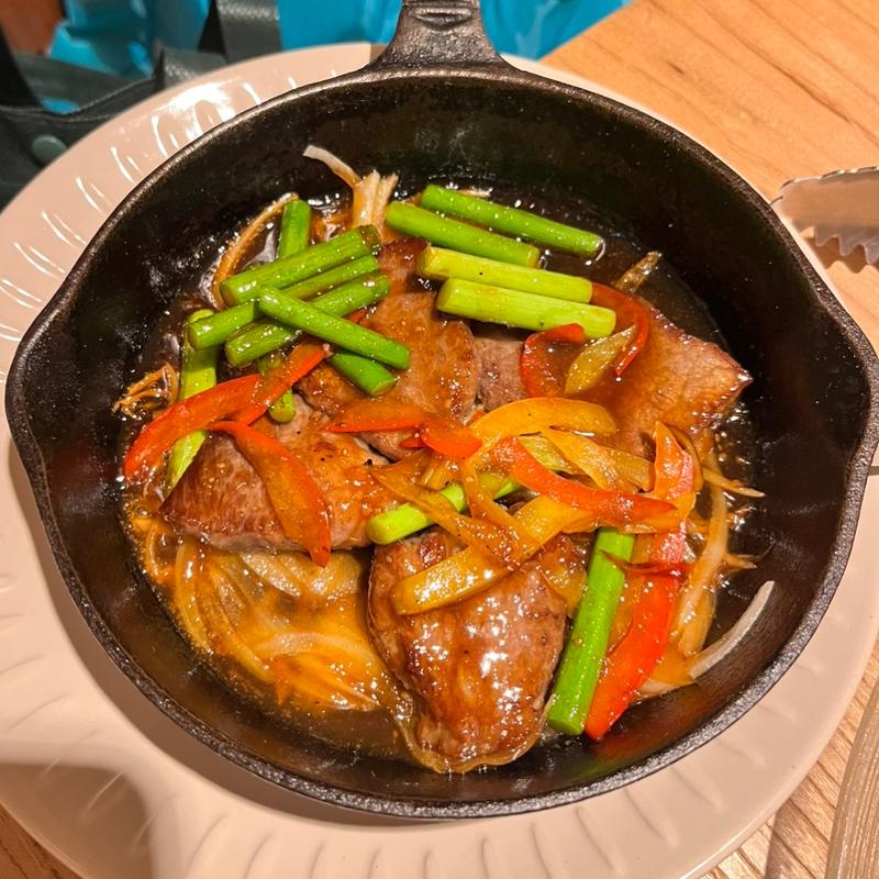 岩手産黒毛和牛の切落としミソダレ焼き(ビアパブベアレン )