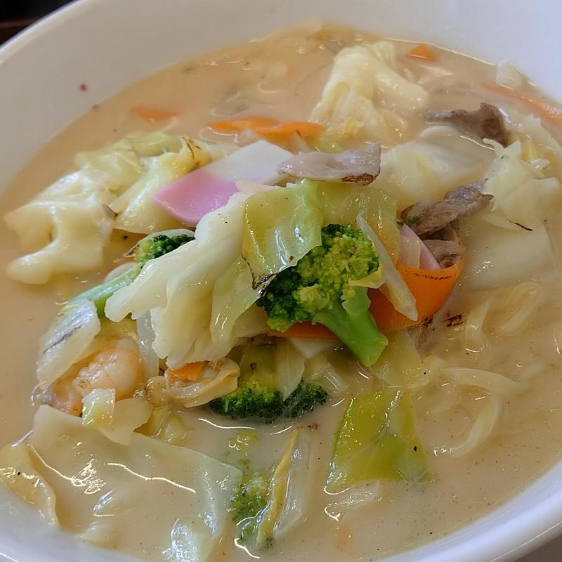 日高ちゃんぽん(日高屋 新宿3丁目店)