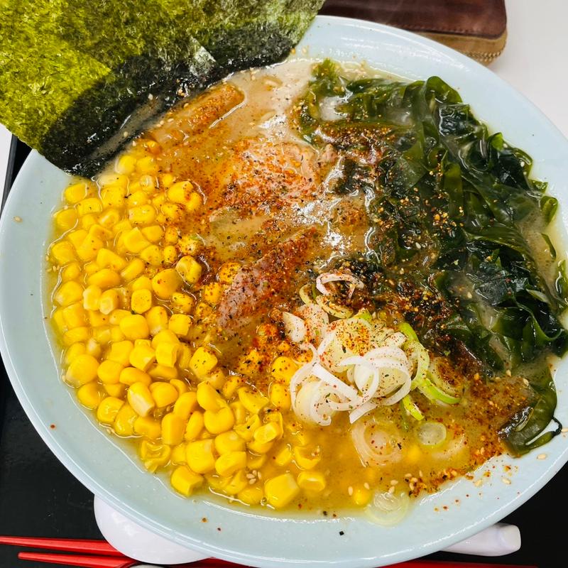 塩ラーメン＋わかめ＋コーン＋BV7 (ラーメンショップ北川辺店)