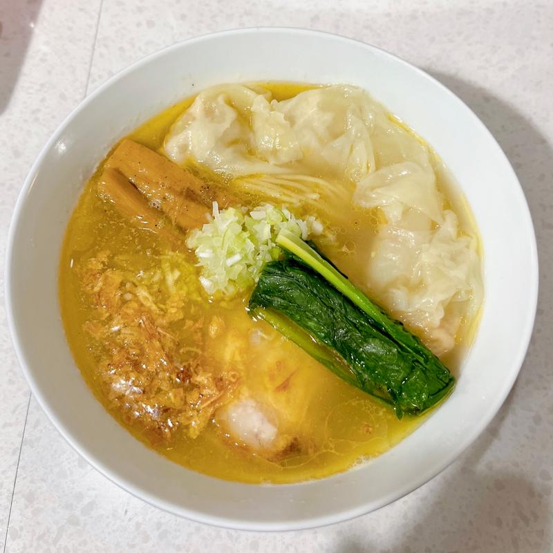 塩ワンタンらぁ麺R(ラーメン星印 )