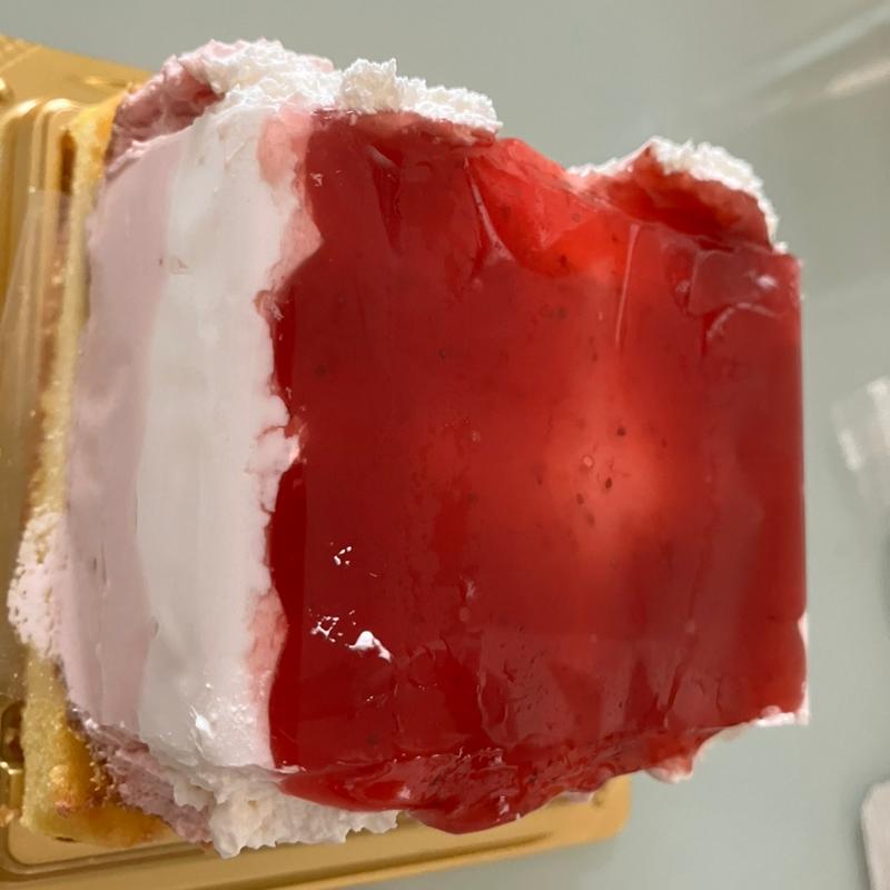 贅沢  苺のショートケーキ(エブリィビッグデー 姫街道店)