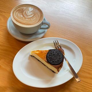オレオチーズケーキ(COFFEE SENTI コーヒーセンティ 本部町店)