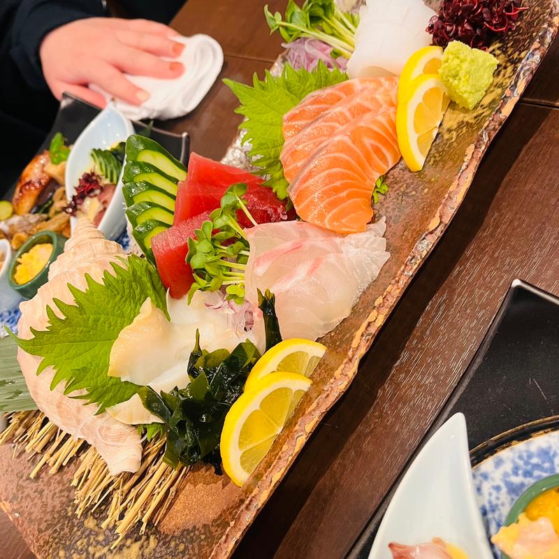 刺身(和食処 だしまき酒場 〇伍)
