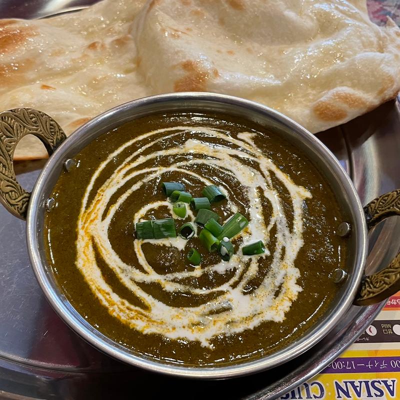 マトンとホウレン草のカレー(ハイドラバッド （HYDERABAD）)