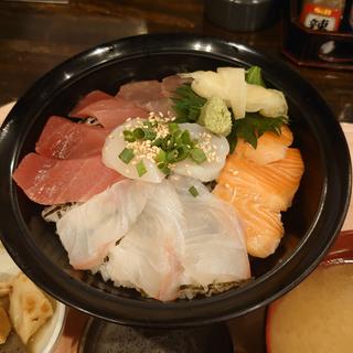 海鮮丼(食堂スタジアム)