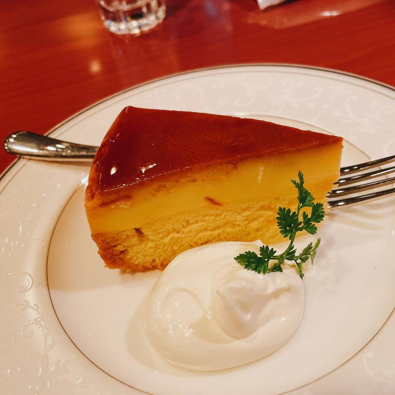 プリンのケーキと珈琲(Le Premier Cafe)