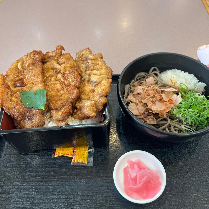 わらじカツ重小蕎麦セット(蕎麦とソースカツの店 ZEN 佐野プレミアム・アウトレット店)