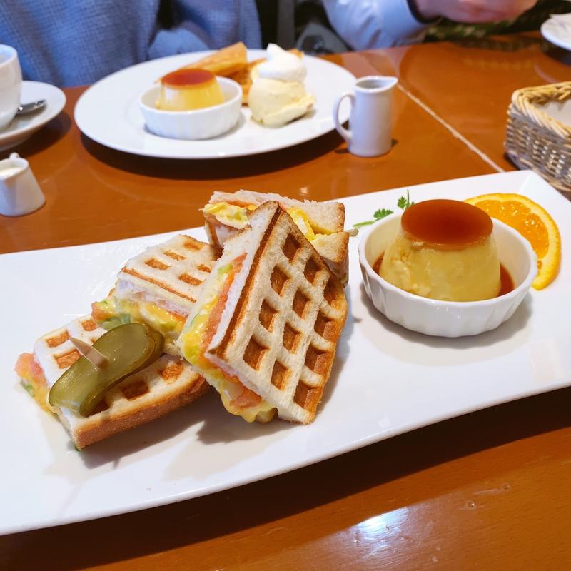 ホットサンドプレートとお飲み物(モロゾフ 近鉄和歌山店)