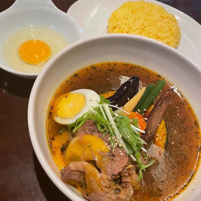 会津馬刺しすき焼き風スープカレー(札幌スープカリー 東京ドミニカ)