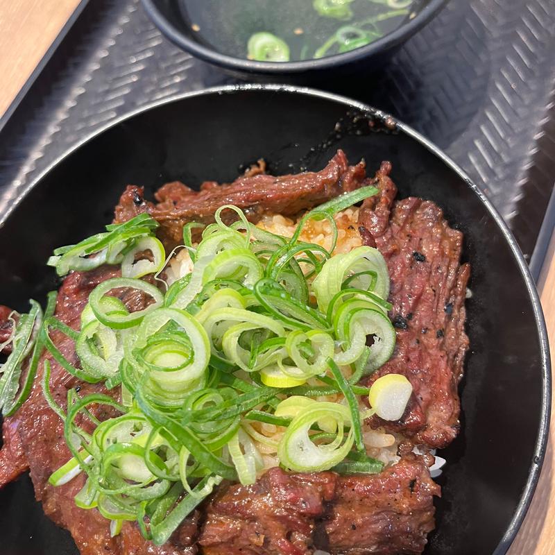 ハラミ丼(韓丼　亀岡)