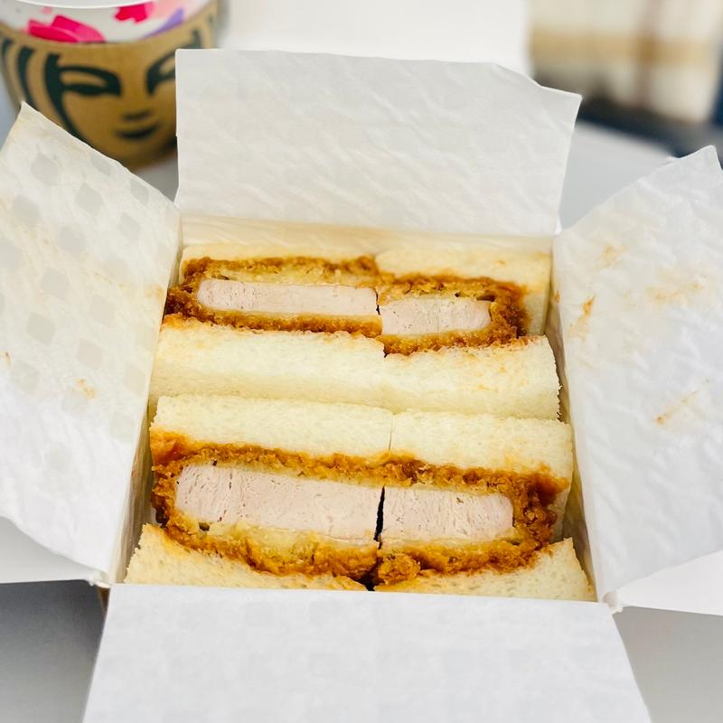 肉の万世　ヒレかつサンド(プレシャスデリ東京)