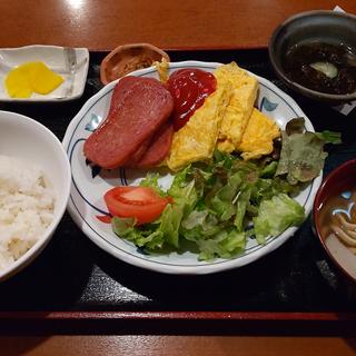 ポーク玉子定食(沖縄料理 いちゃりば)