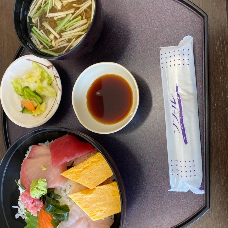 たべてみられ丼(道の駅蜃気楼)