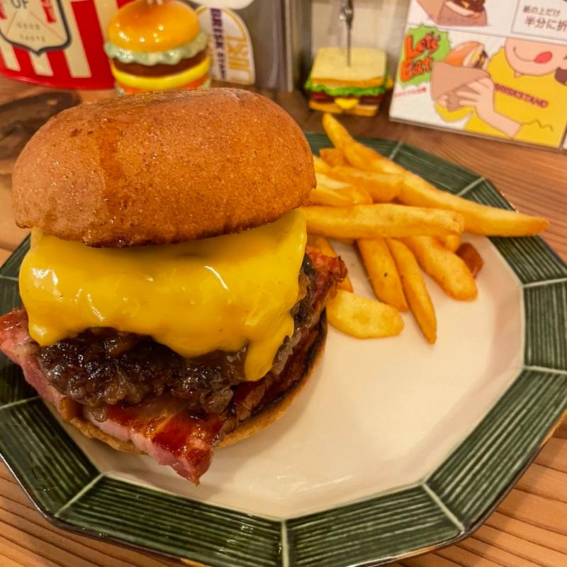 ベーコンチーズバーガー(BRISK STAND)