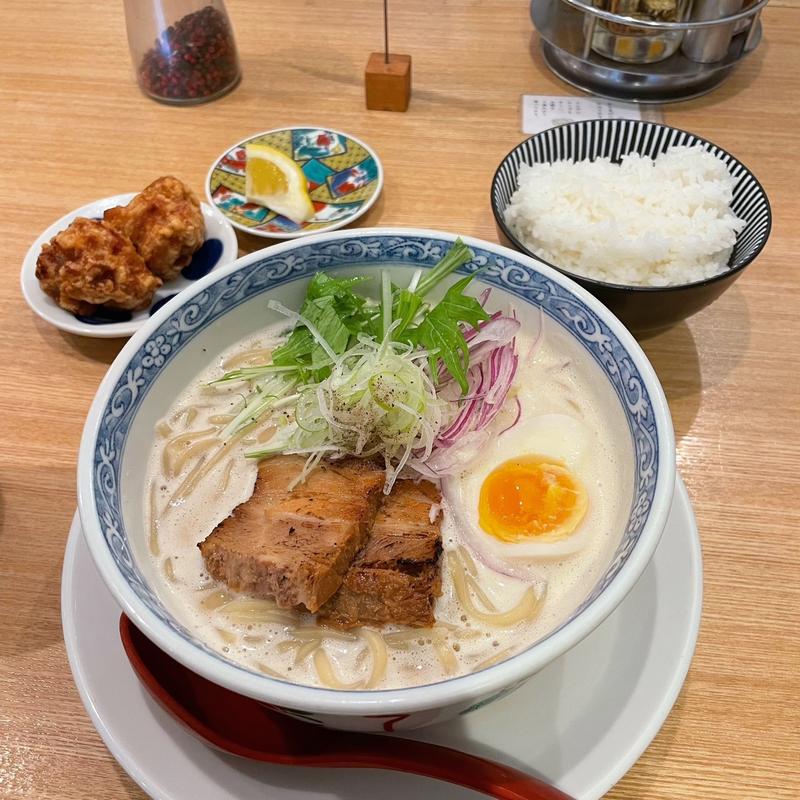 鶏白湯そば(鶏白湯そば ひまり)