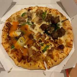 肉ピザ・クワトロ(ドミノ・ピザ枚方須山町店)