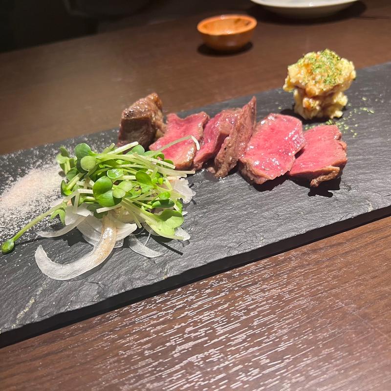 牛さがり炭火焼き(魚と炭 おんじょ)