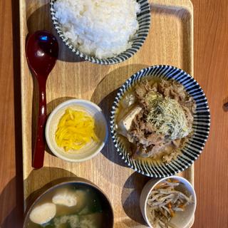 肉豆腐定食（白）(大衆食堂 安べゑ 甲府駅前店)