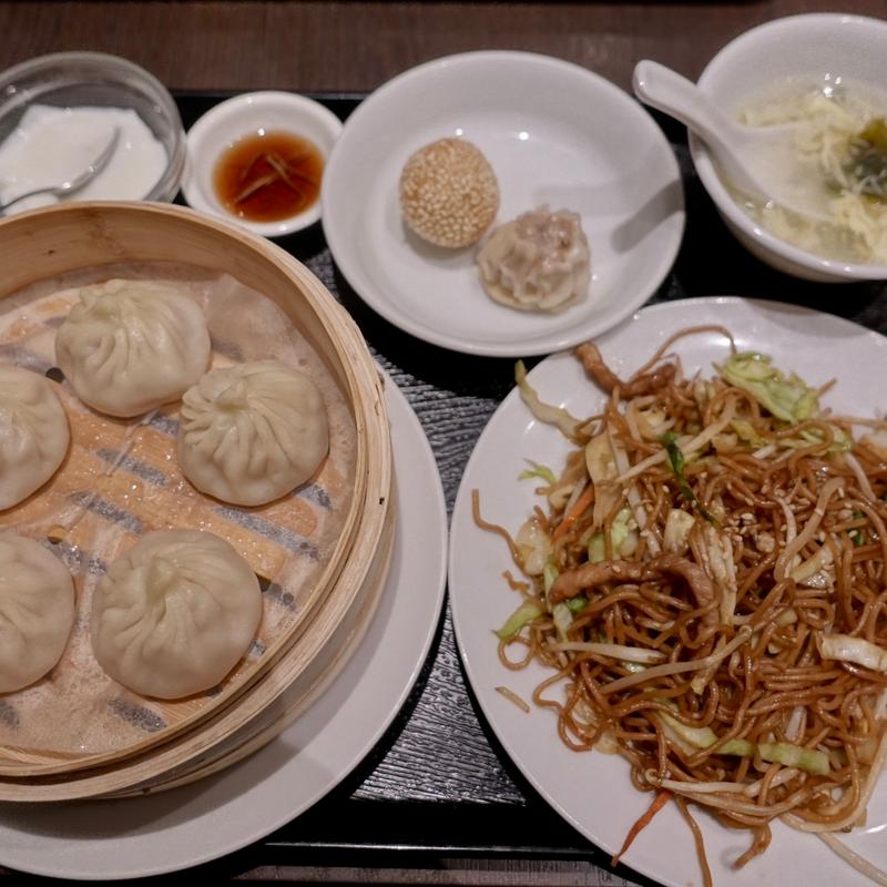 小籠包セット(千里馬 南翔小籠)