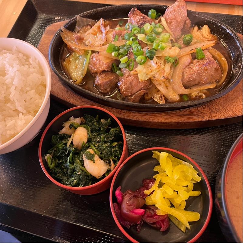鮪ほほ肉鉄板焼き定食(魚の浜恵)