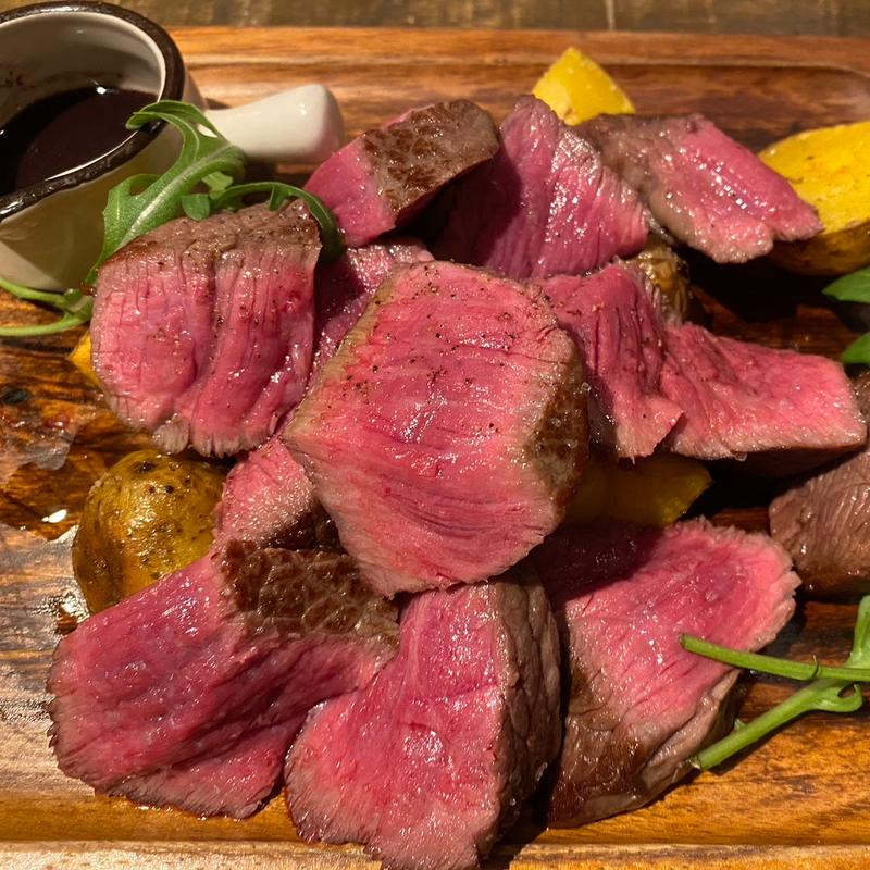 本日の肉レンガ(ビストリア （Bistria）)